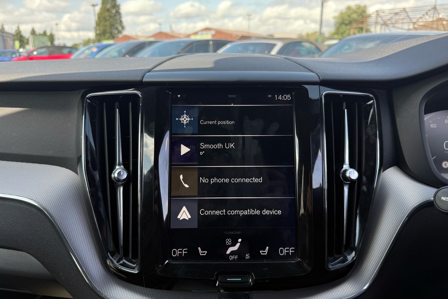 Used Volvo XC60 2018 for sale - 77165852: Photo 5