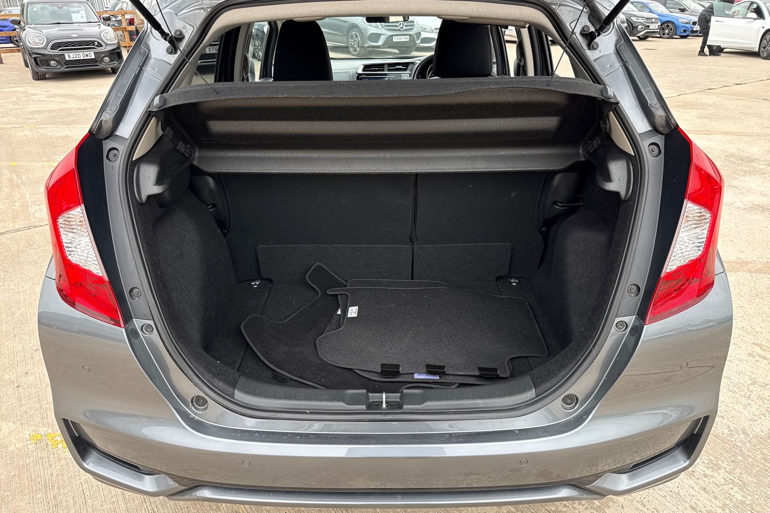 Used Honda Jazz 2019 for sale - 76274748: Photo 15