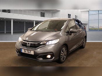 Used Honda Jazz 2019 for sale - 76274748: Photo 2