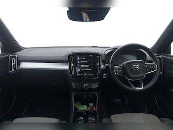 Used Volvo XC40 2023 for sale - 79277276: Photo