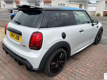 Used MINI Hatch 2022 for sale - 79346816: Photo