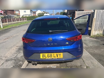 Used SEAT Leon 2019 for sale - 78069975: Photo
