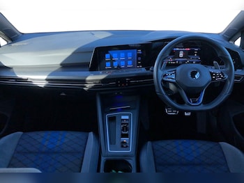 Used Volkswagen Golf 2021 for sale - 77172656: Photo