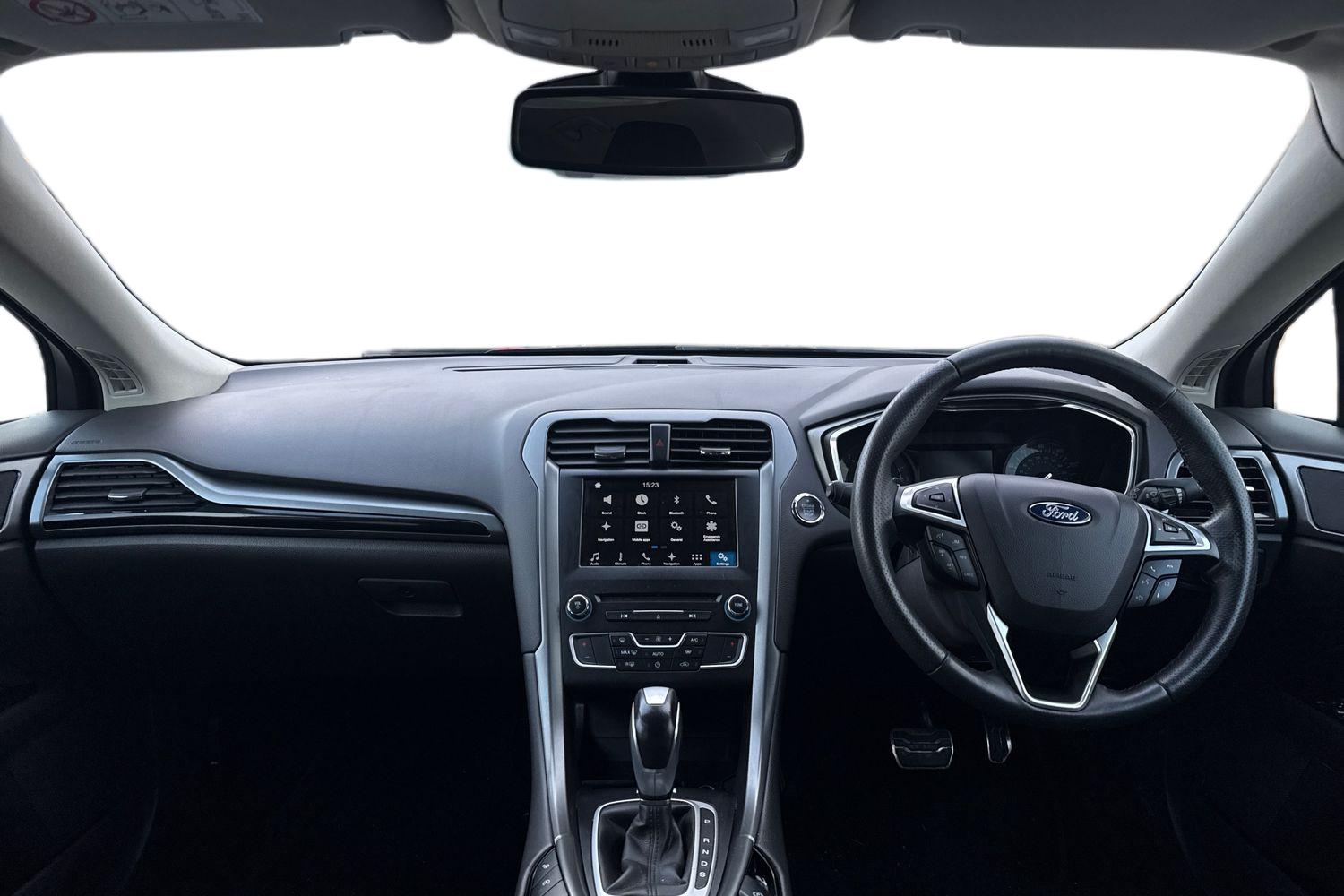 Used Ford Mondeo 2017 for sale - 77951871: Photo 2