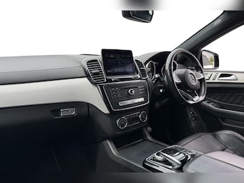 Used Mercedes-Benz GLE 2019 for sale - 76435899: Photo