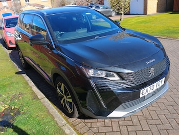 Peugeot 5008 feature image