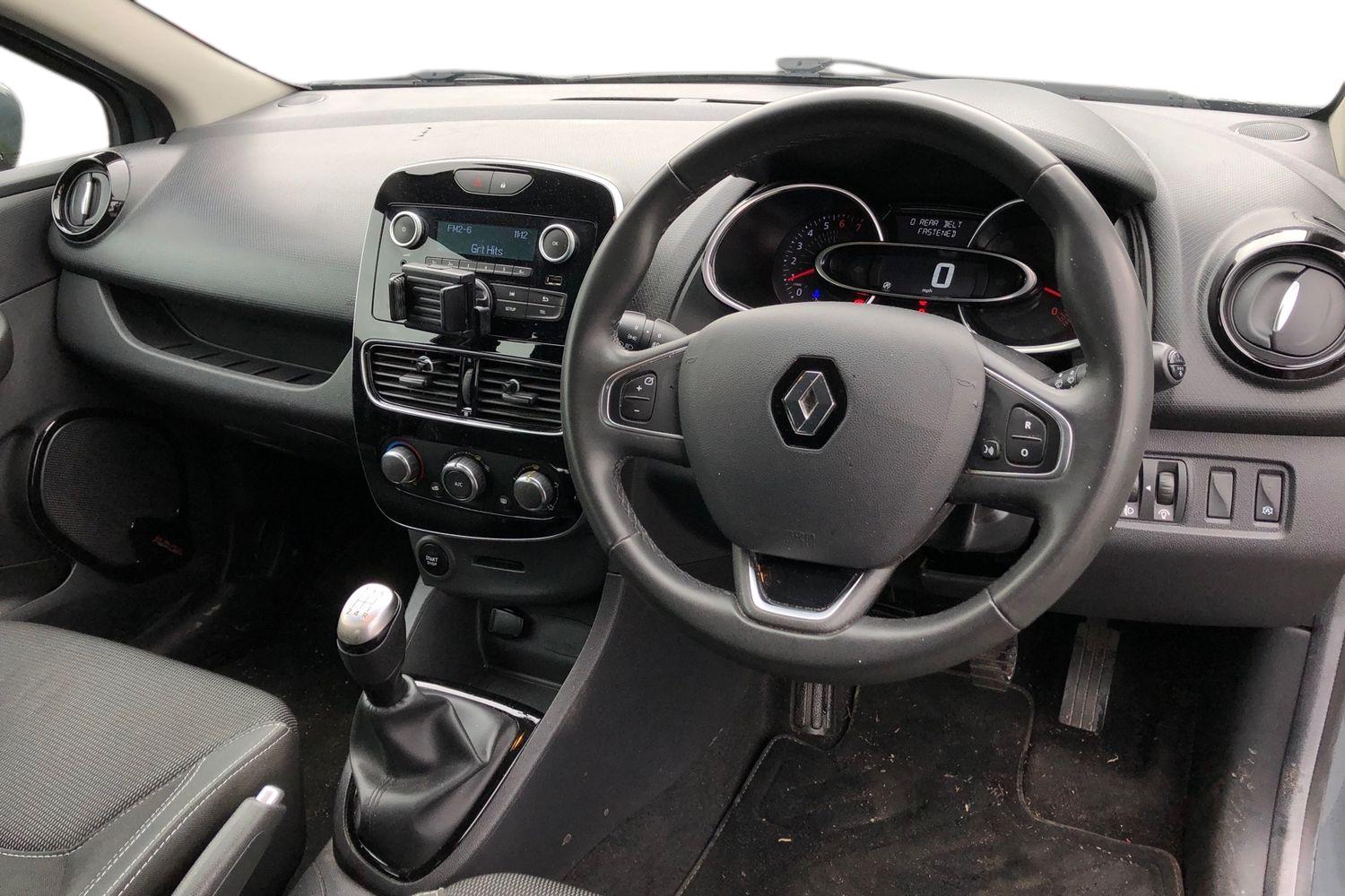Used Renault Clio 2018 for sale - 77679980: Photo 3