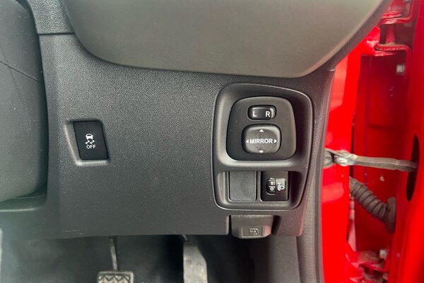 Used Toyota AYGO 2018 for sale - 76128347: Photo 10