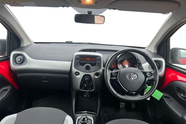 Used Toyota AYGO 2018 for sale - 76128347: Photo 3