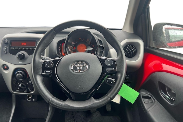 Used Toyota AYGO 2018 for sale - 76128347: Photo 5