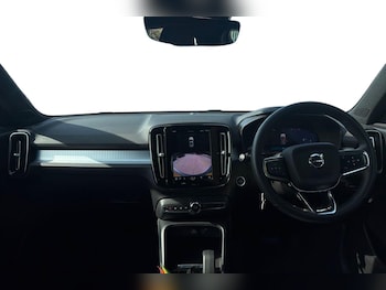 Used Volvo XC40 2022 for sale - 79478273: Photo