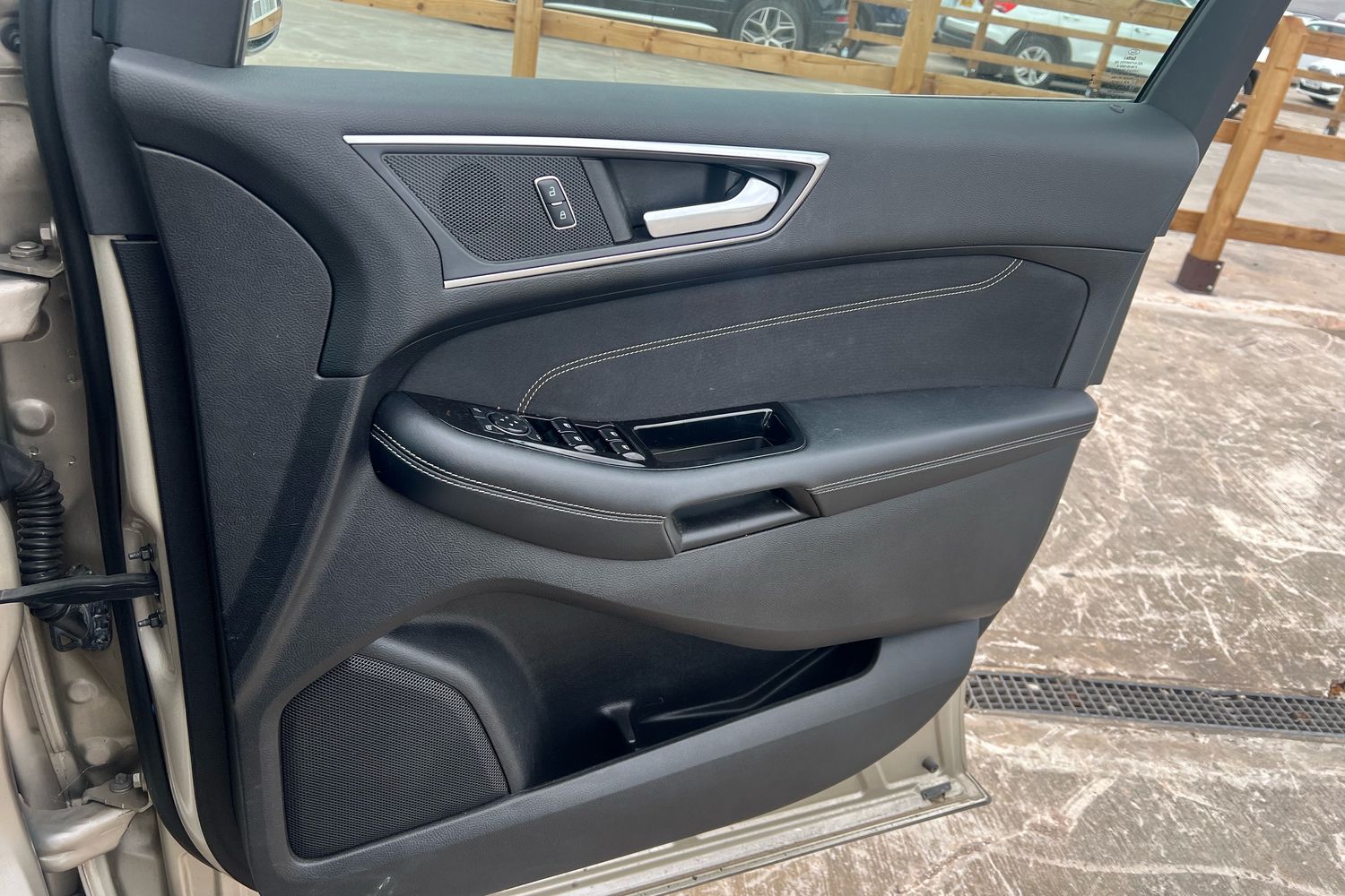 Used Ford Edge 2018 for sale - 75951805: Photo 11