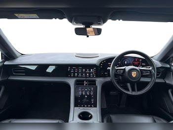 Used Porsche Taycan 2022 for sale - 79346830: Photo