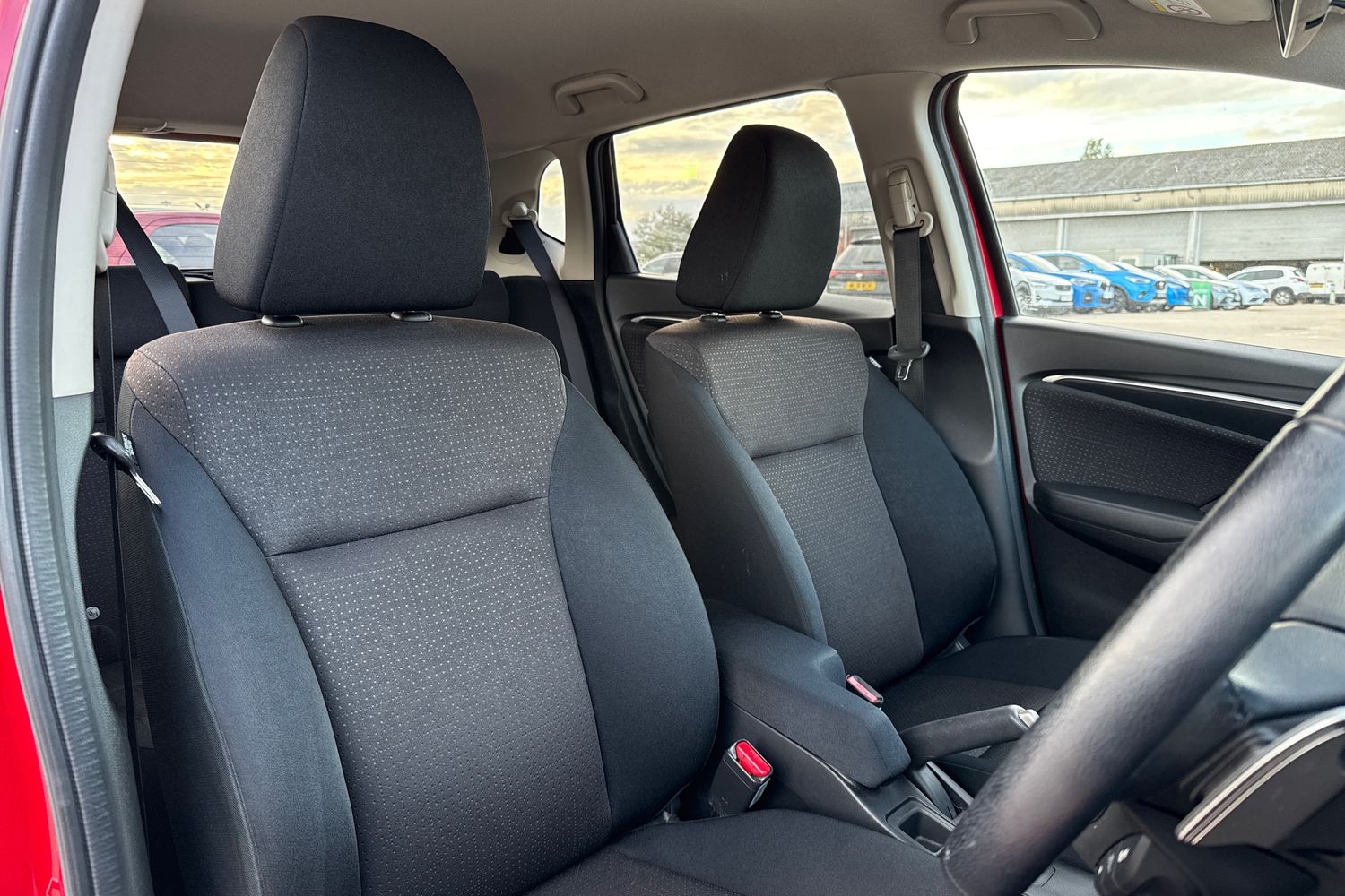 Used Honda Jazz 2016 for sale - 76288145: Photo 13