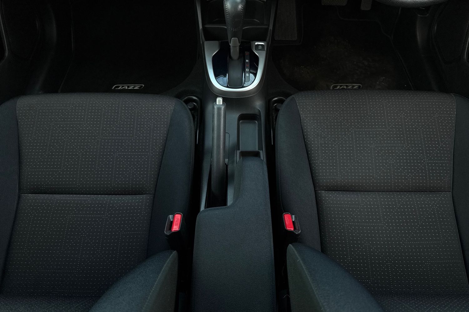 Used Honda Jazz 2016 for sale - 76288145: Photo 9