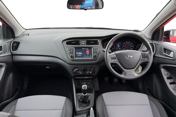 Used Hyundai i20 2019 for sale - 75661479: Photo 3