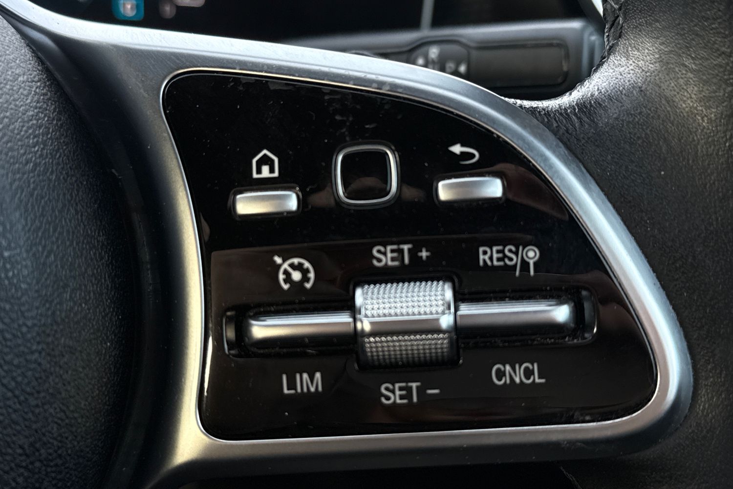 Used Mercedes-Benz A-Class 2018 for sale - 76896240: Photo 12