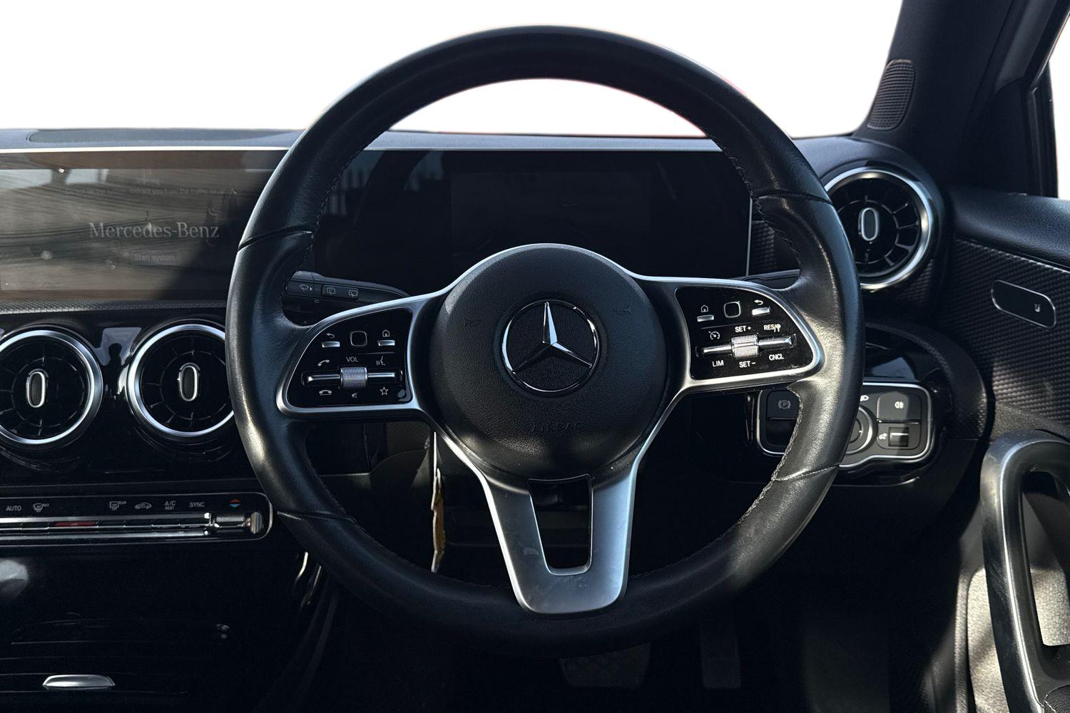 Used Mercedes-Benz A-Class 2018 for sale - 76896240: Photo 5