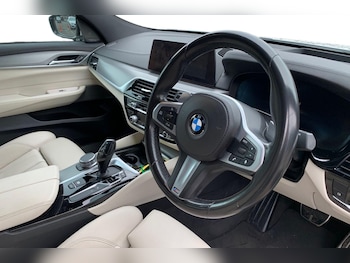 Used BMW 6 Series 2018 for sale - 77963391: Photo