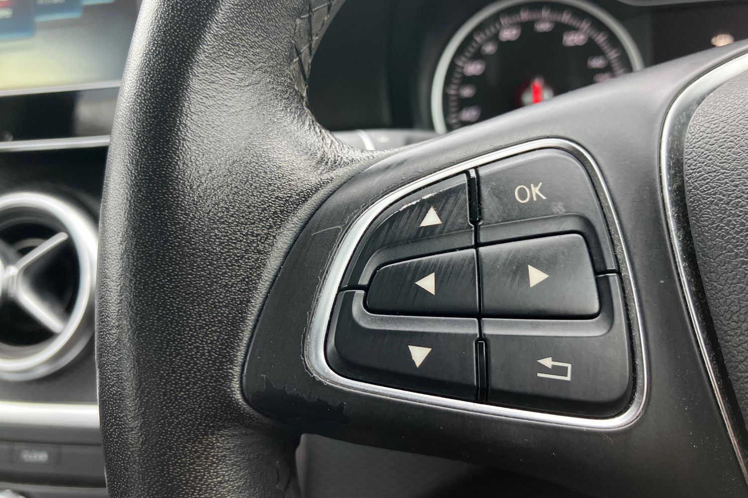 Used Mercedes-Benz A-Class 2017 for sale - 77649485: Photo 17