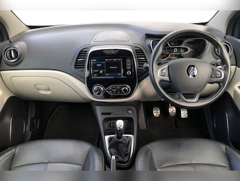 Used Renault Captur 2018 for sale - 75418322: Photo