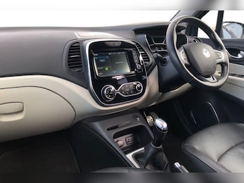 Used Renault Captur 2018 for sale - 75418322: Photo