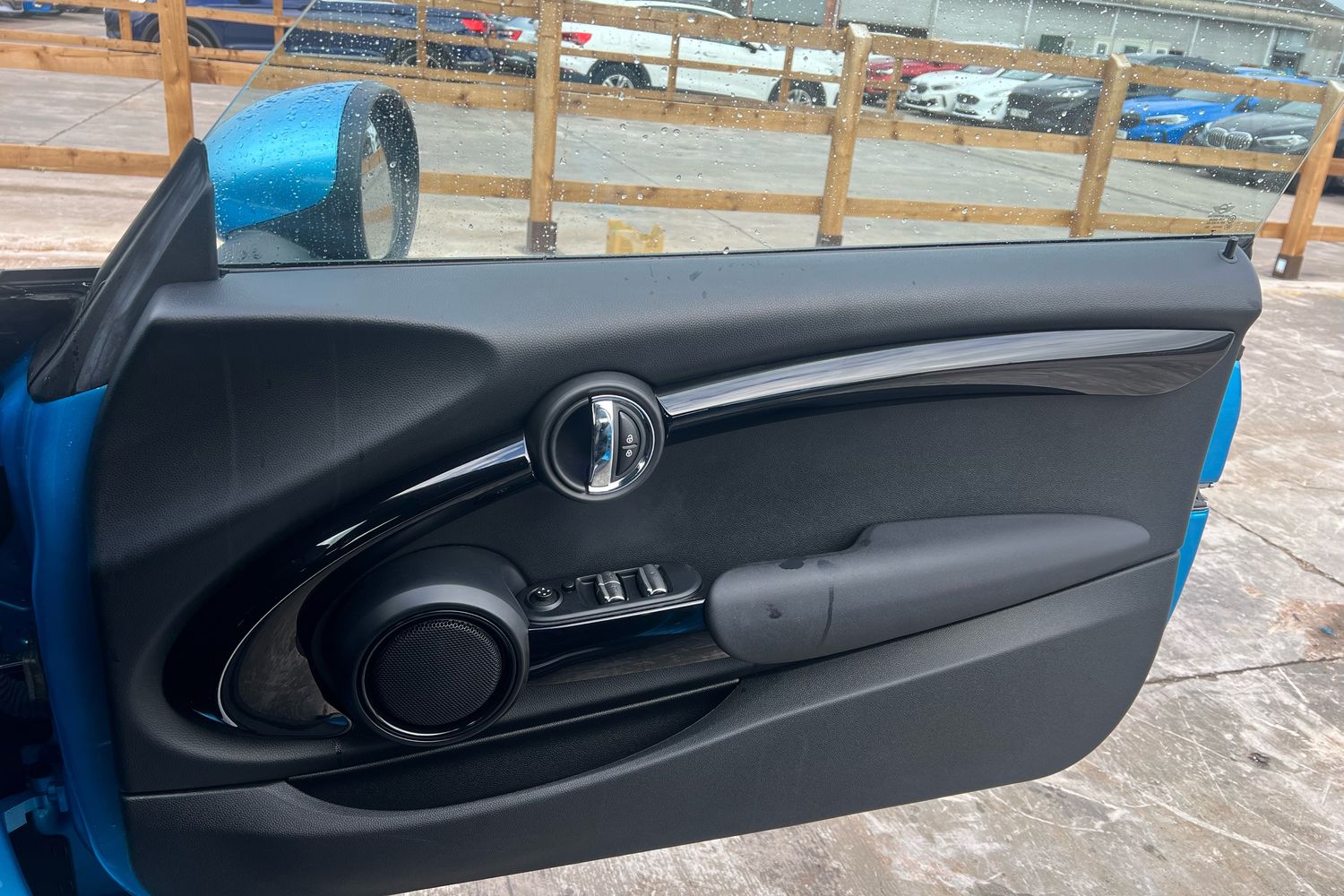 Used MINI Convertible 2017 for sale - 76461060: Photo 12