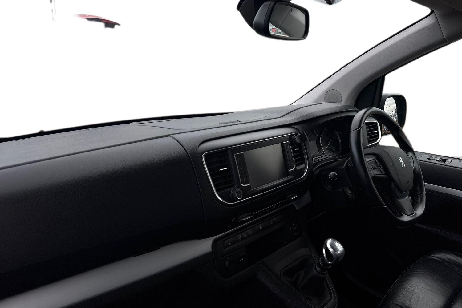 Used Peugeot Traveller 2018 for sale - 76844613: Photo 4