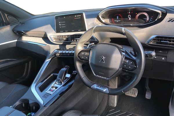 Used Peugeot 5008 2020 for sale - 76280818: Photo 3