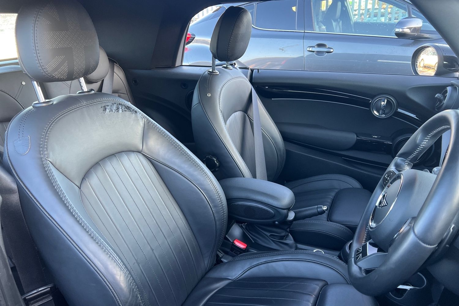 Used MINI Convertible 2022 for sale - 75824773: Photo 18