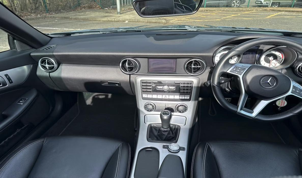 Used Mercedes-Benz SLK 2012 for sale - 77973464: Photo 3