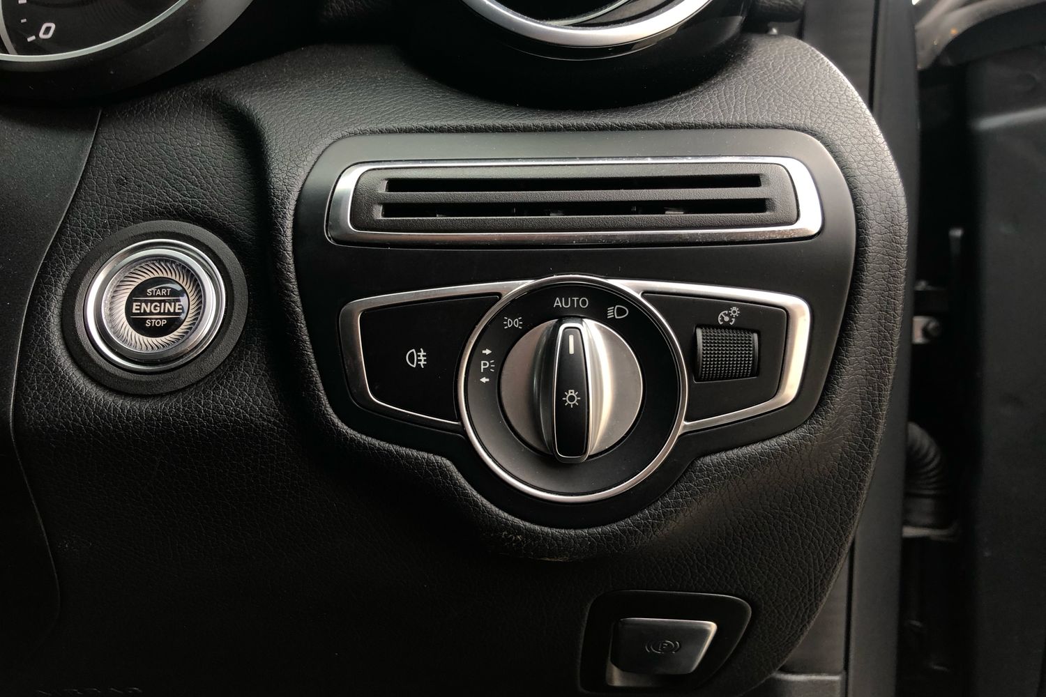 Used Mercedes-Benz C Class 2019 for sale - 76274836: Photo 12
