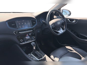 Used Hyundai IONIQ 2019 for sale - 79156108: Photo