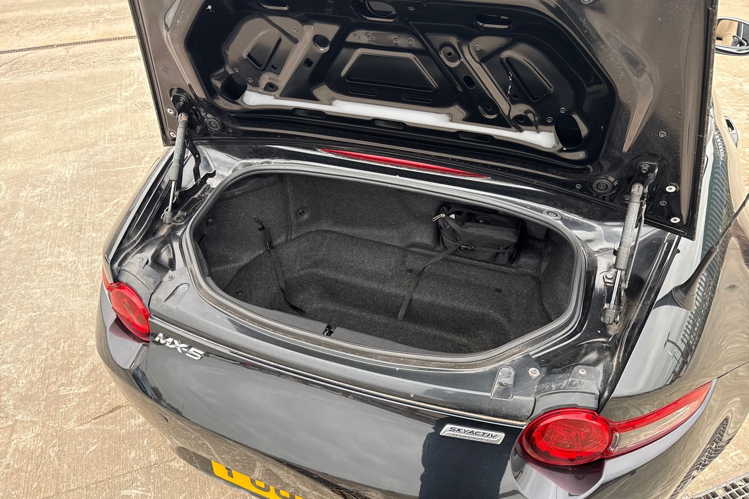 Used Mazda MX-5 2015 for sale - 76630012: Photo 14