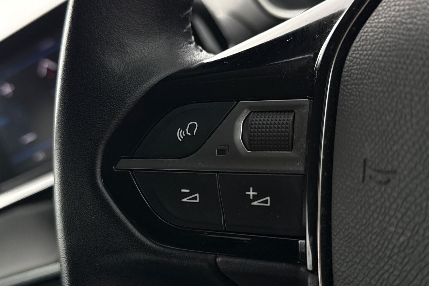 Used Peugeot 208 2020 for sale - 77879081: Photo 11