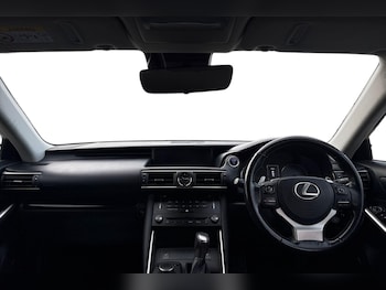 Used Lexus IS 2018 for sale - 78532302: Photo