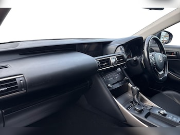 Used Lexus IS 2018 for sale - 78532302: Photo