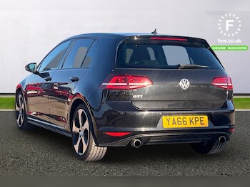 Used Volkswagen Golf 2017 for sale - 76637101: Photo