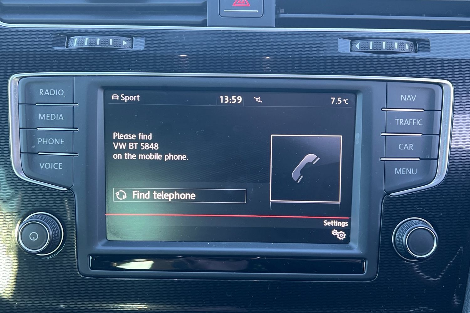 Used Volkswagen Golf 2017 for sale - 76637101: Photo 8