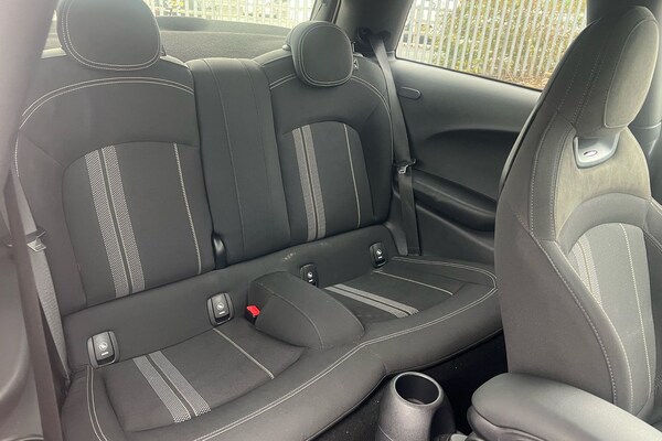 Used MINI Hatch 2019 for sale - 76115005: Photo 13