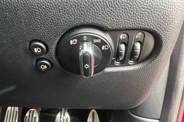 Used MINI Hatch 2019 for sale - 76115005: Photo 9