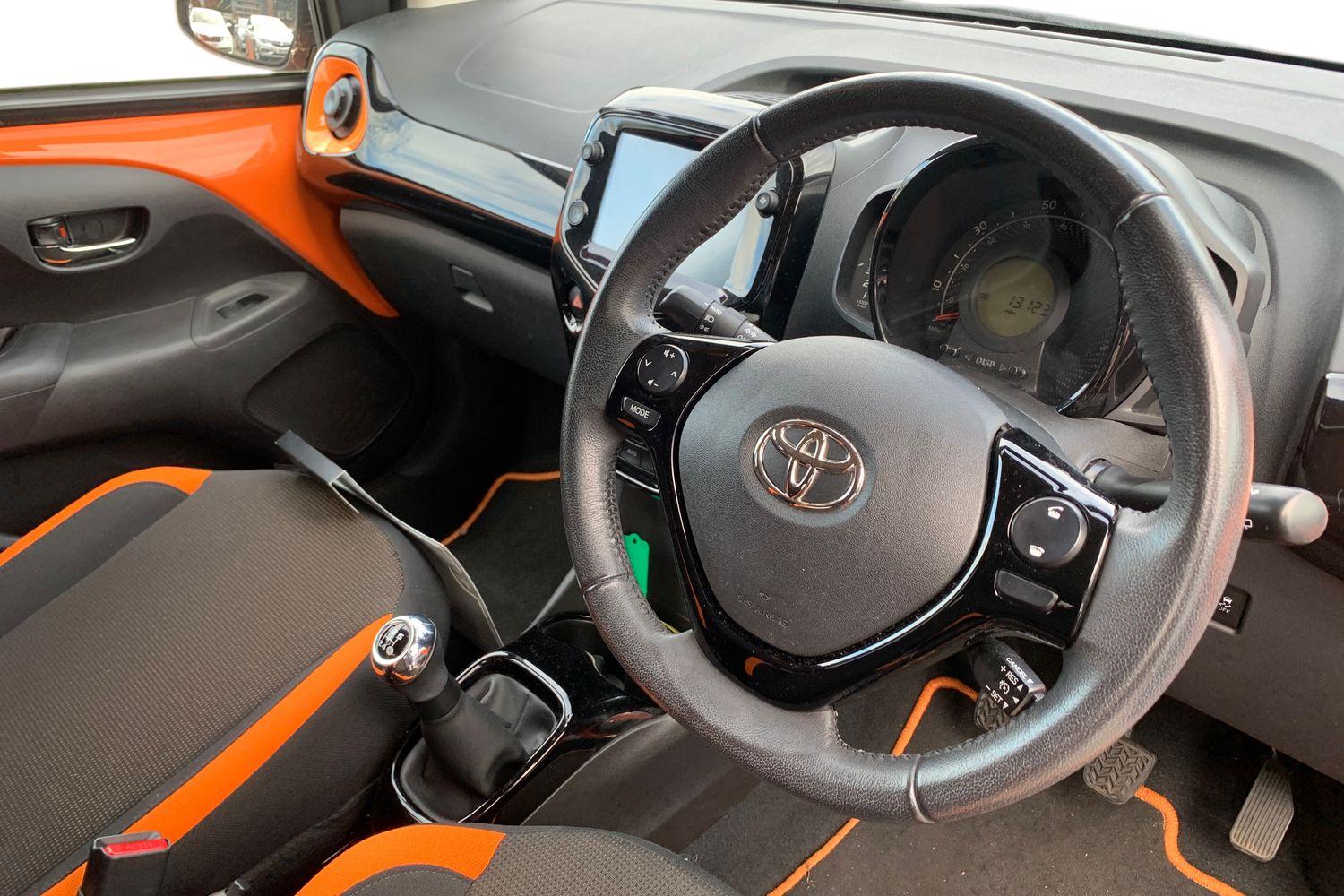 Used Toyota AYGO 2019 for sale - 77963357: Photo 3