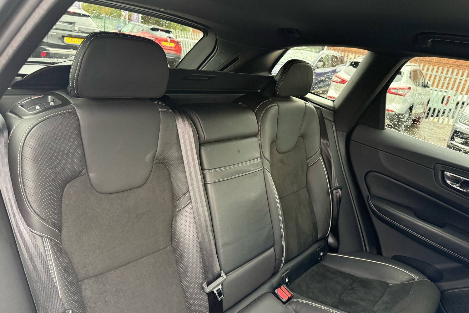 Used Volvo XC60 2018 for sale - 76617101: Photo 13