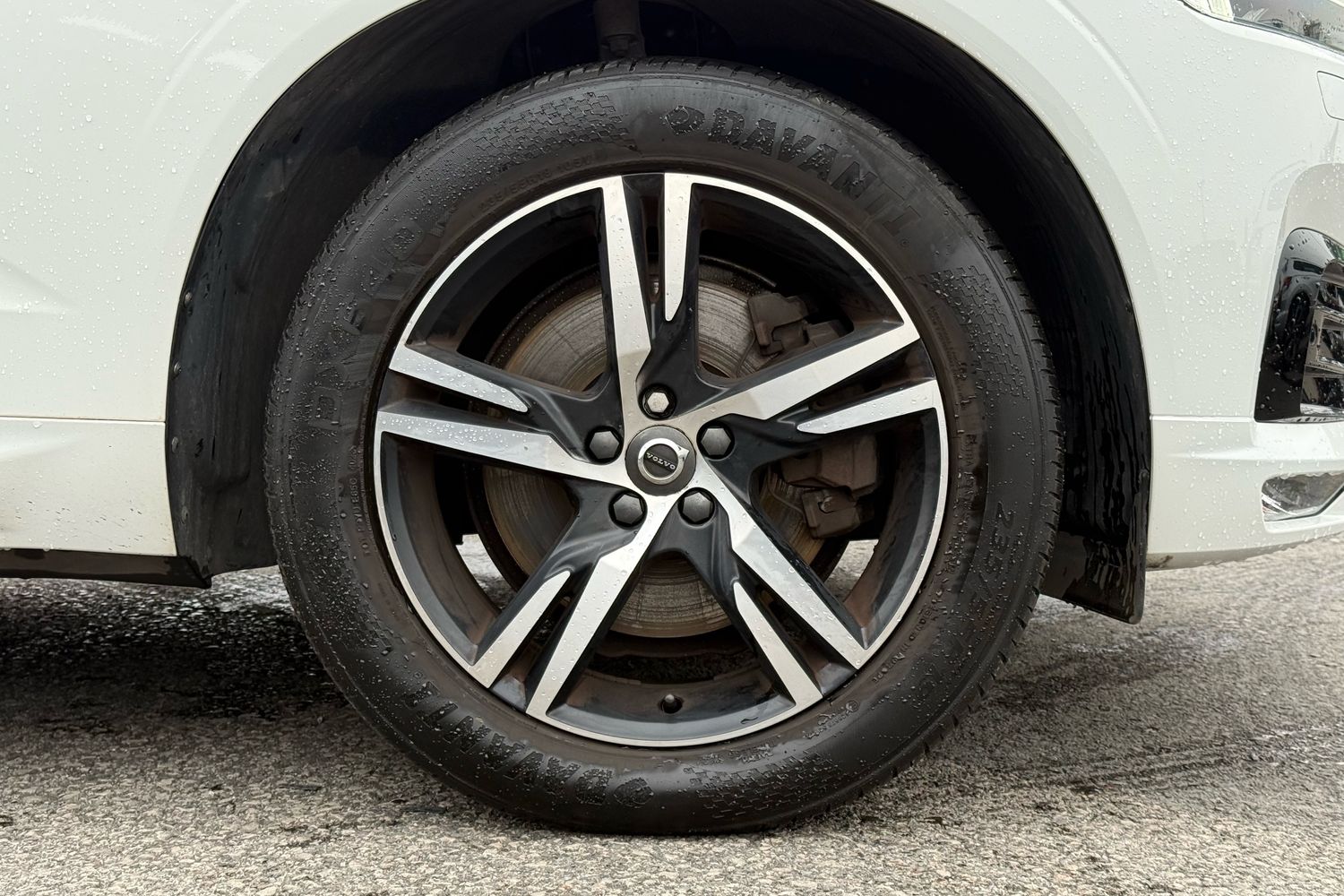 Used Volvo XC60 2018 for sale - 76617101: Photo 15