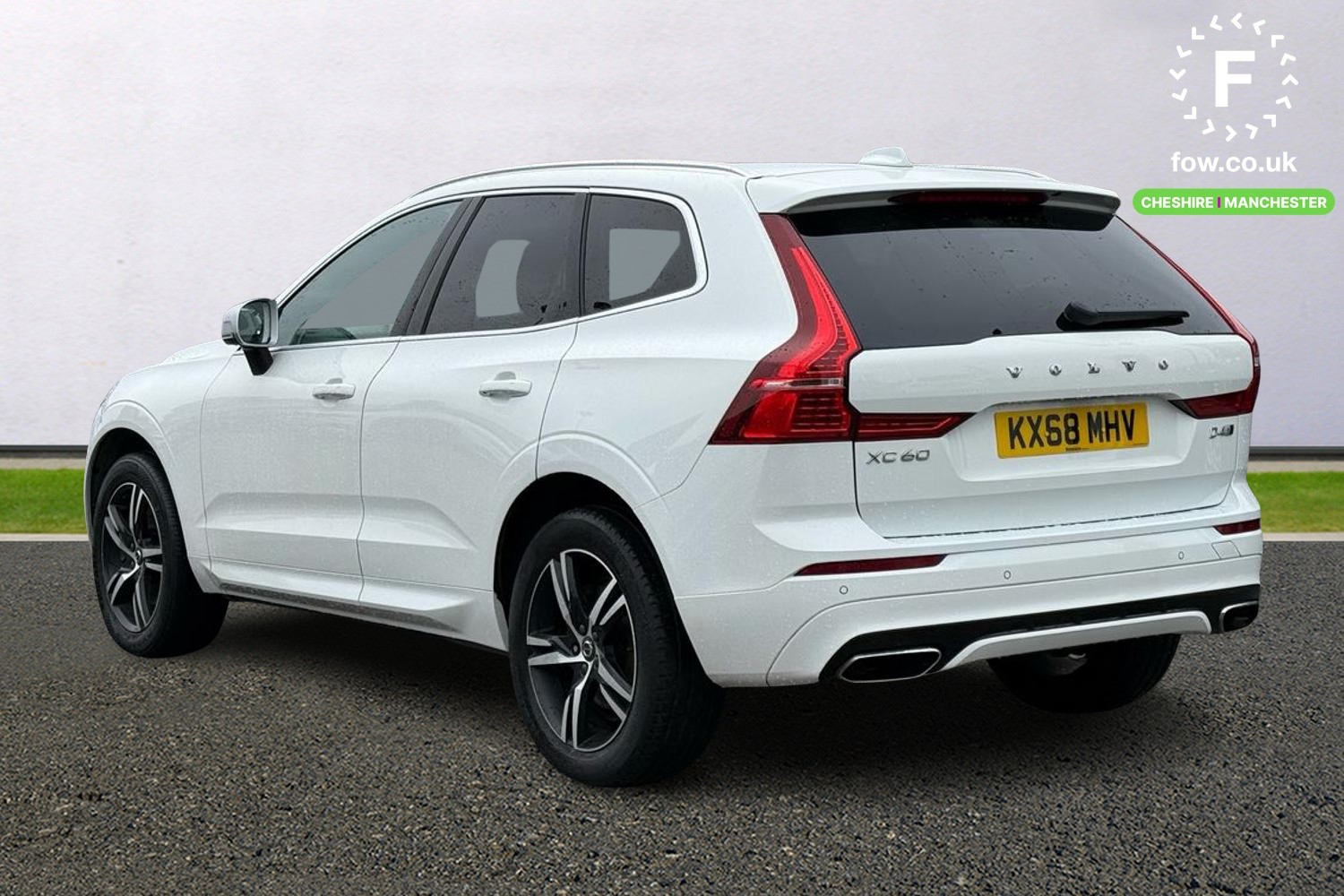Used Volvo XC60 2018 for sale - 76617101: Photo 2