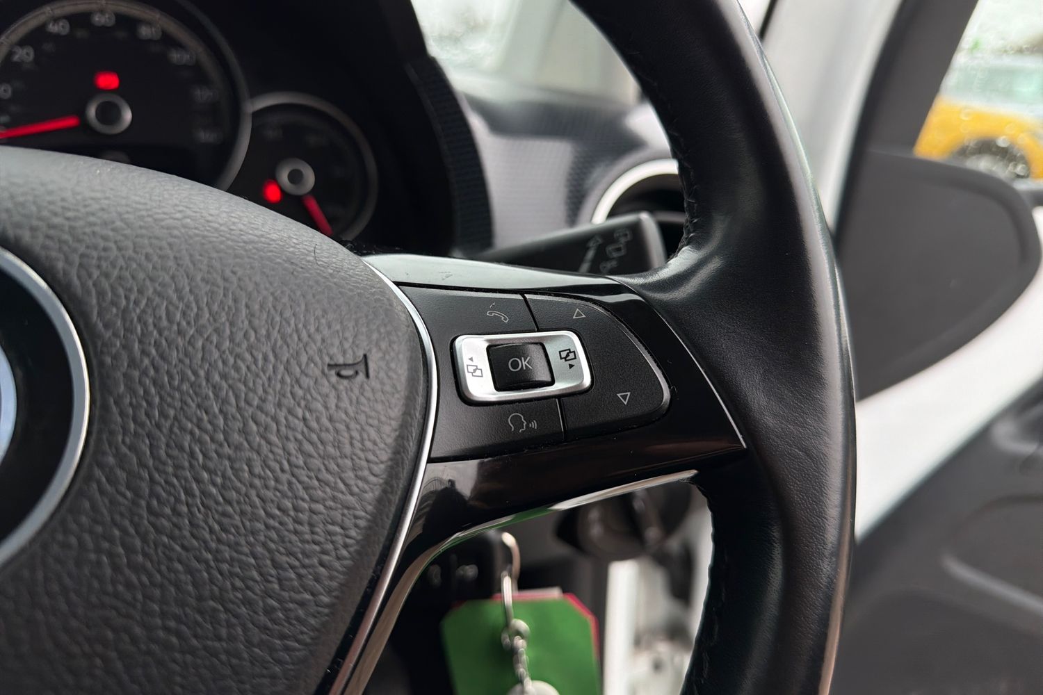 Used Volkswagen up! 2022 for sale - 77675052: Photo 10