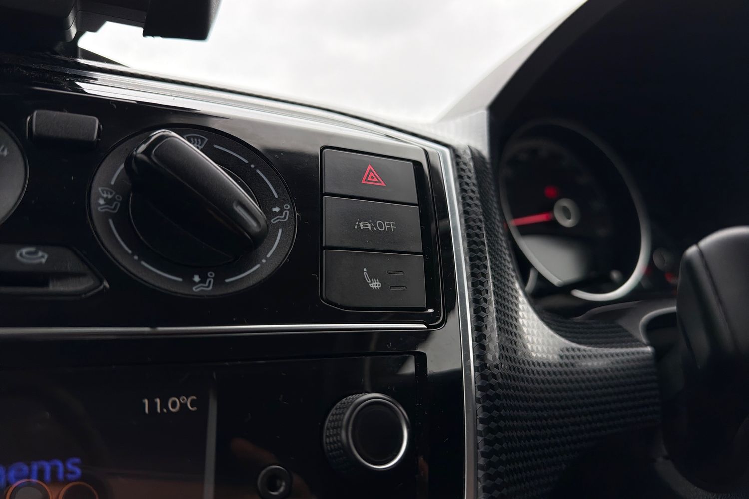 Used Volkswagen up! 2022 for sale - 77675052: Photo 8