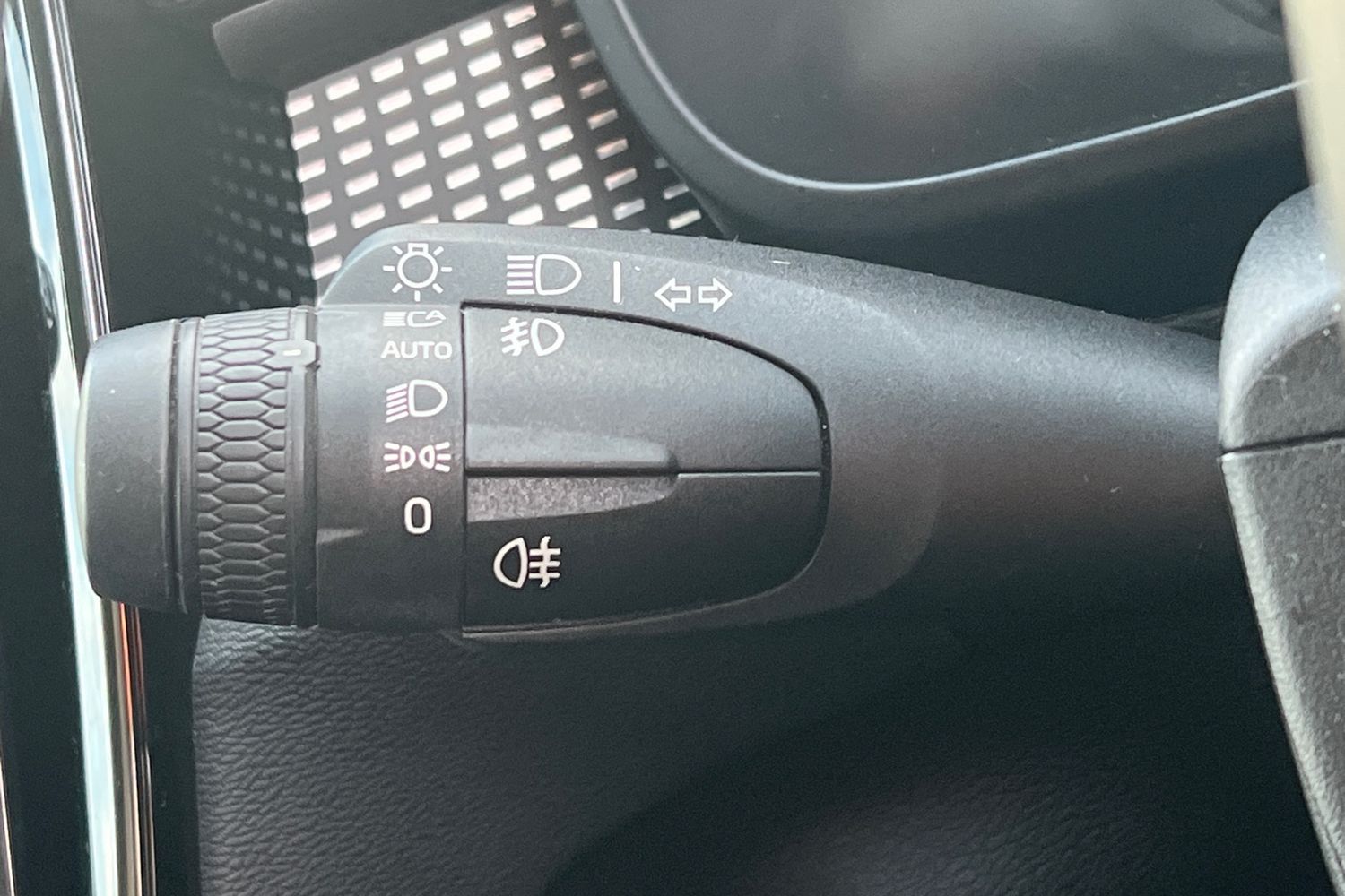 Used Volvo XC40 2020 for sale - 76844643: Photo 14