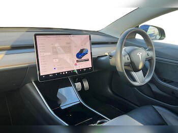 Used Tesla Model 3 2019 for sale - 77527347: Photo