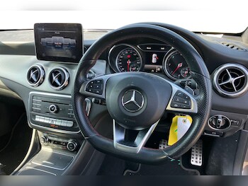 Used Mercedes-Benz GLA 2018 for sale - 78454253: Photo